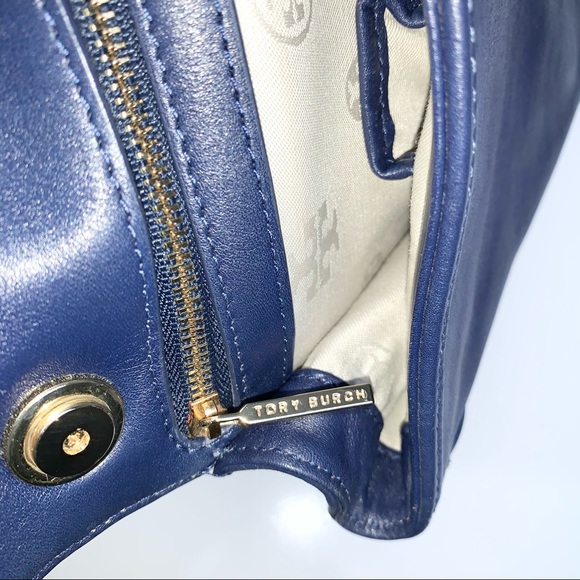 Tory Burch Hannah Shoulder Bag Blue - Picture 15 of 16